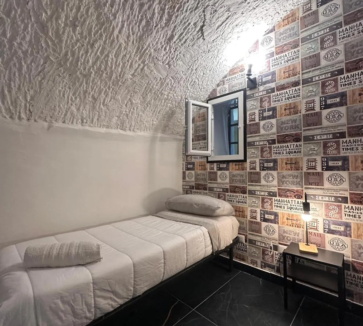 Industrial Annare Apartment Naples