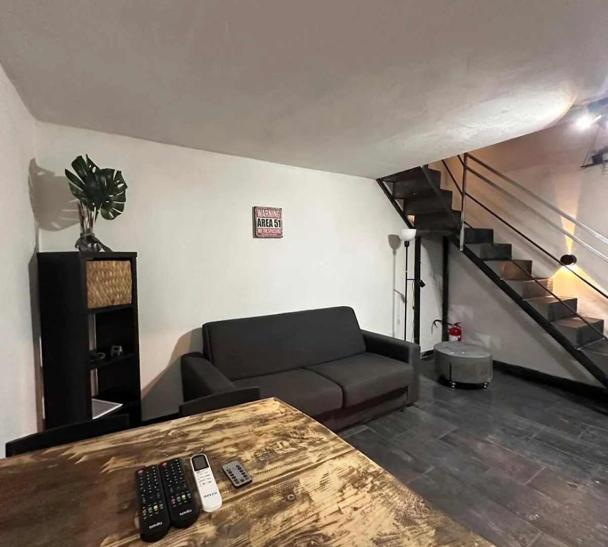 Industrial Annare Apartment Naples 0*,  Italy